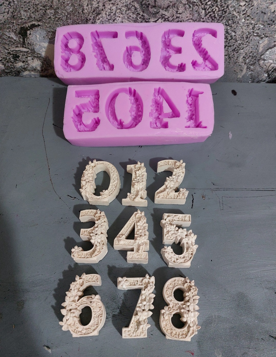 قالب سیلیکونی اعداد ۰ تا ۹ گلدار