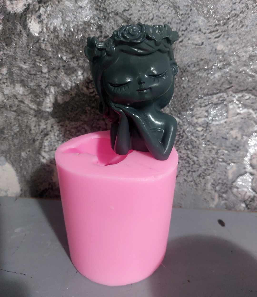 قالب سیلیکونی  گلدان دختر تفکر