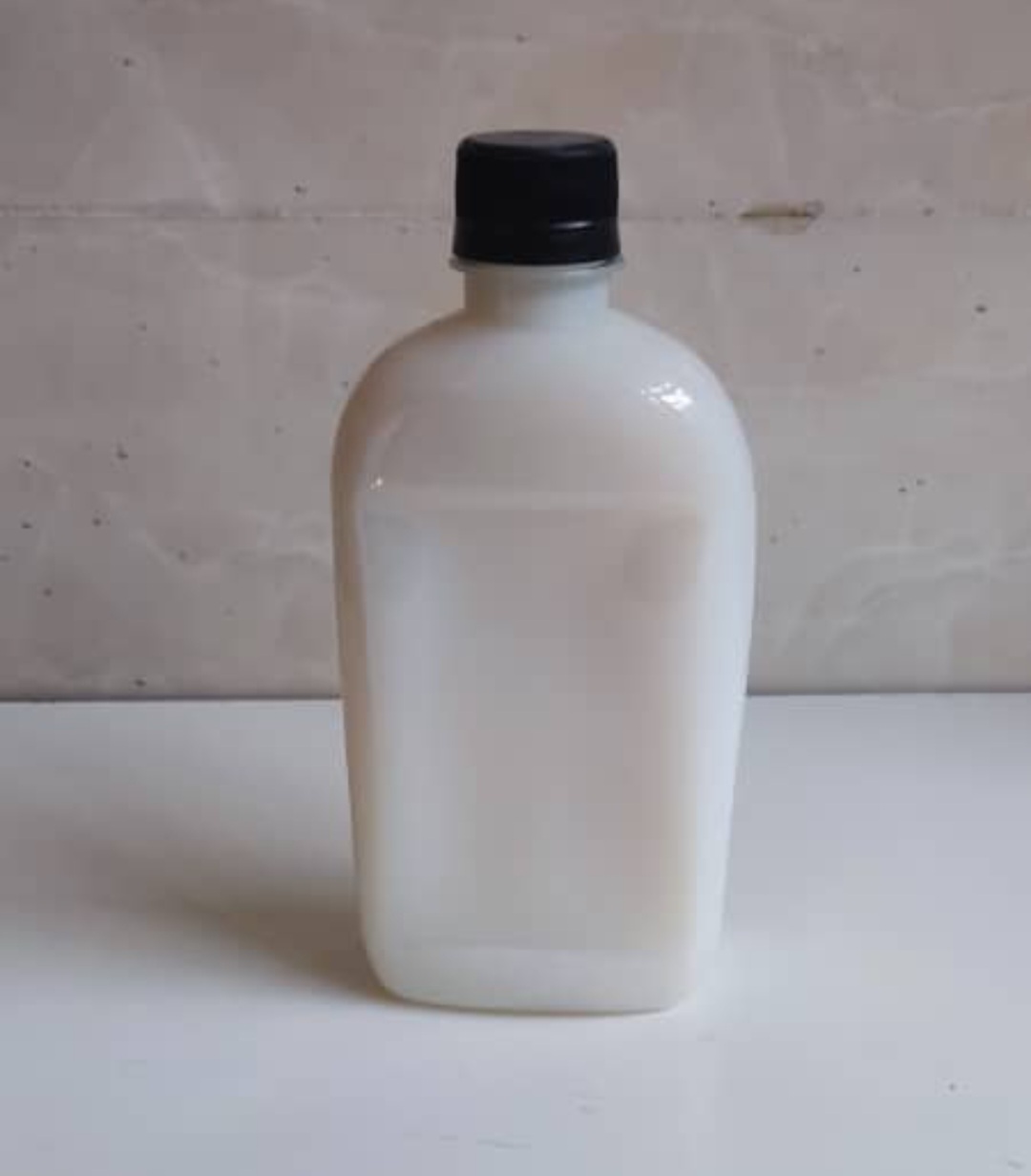 رزین براق کننده و ضد آب  پایه آب  اختصاصی